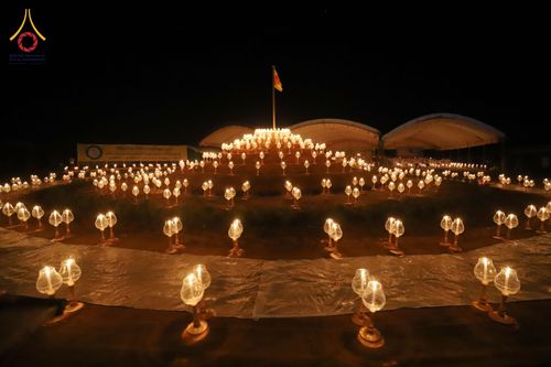 ภาพ No.76266:พิธีกลั่นแผ่นดินสร้างมหาเจดีย์ปัตตานี , พิธีตักบาตรแด่พระภิกษุสงฆ์ 159 รูป ,  พิธีทอดผ้าป่า , พิธีโปรยรัตนชาติ ,  พิธีจุดประทีปถวายเป็นพุทธบูชา ณ ศูนย์อบรมเยาวชนปัตตานี จ.ปัตตานี วันอาทิตย์ที่ 5 กุมภาพันธ์ พ.ศ.2566