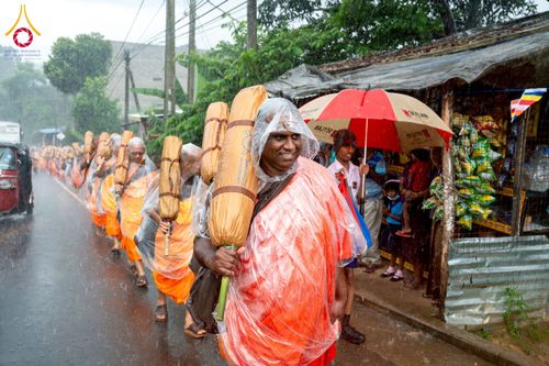 ภาพ No.226323:วันที่ 7-10 พฤษภาคม พ.ศ. 2568 โครงการเดินธรรมยาตรา สยาม-ลังกา ธรรมยาตรา ฉลองเทศกาลวิสาขบูชาแห่งชาติ ศรีลังกา บูชาธรรม 81 ปี หลวงพ่อธัมมชโย เมืองนูวราอิลิยา ประเทศศรีลังกา