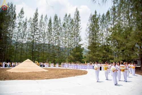 ภาพ No.213855:วันเสาร์ที่ 29 มีนาคม พ.ศ. 2568 พิธีตัดปอยผม ขอขมาผู้ปกครอง มอบบาตร-ผ้าไตร และพิธีบรรพชาสามเณร ณ ศูนย์ปฏิบัติธรรมจังหวัดระยอง (บ้านช่องลม) ต.บางบุตร อ.บ้านค่าย จ.ระยอง