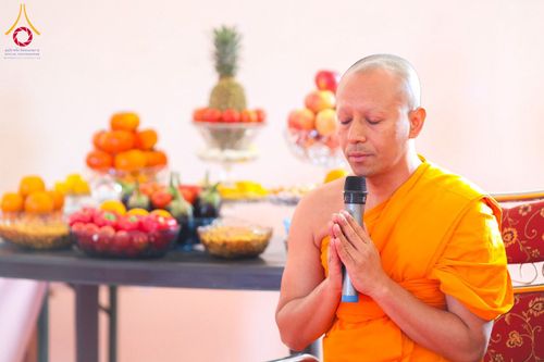 ภาพ No.283825:วันที่ 6-7 ธันวาคม พ.ศ. 2568  พิธีรับมอบหนังสือแสดงเจตจำนงถวายสิทธิครอบครองและใช้ประโยชน์วัดสันติวัน เมืองนาคปูร์  พิธีจุดโคมประทีปถวายเป็นพุทธบูชา และอุทิศบุญกุศลแด่ ดร.บี.อาร์. อัมเบดการ์  พิธีบูชาข้าวพระถ่ายทอดสดจากประเทศไทย