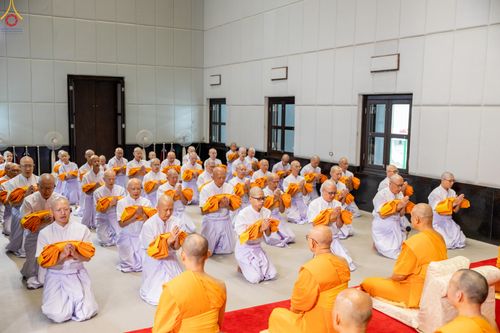 ภาพ No.338817:วันที่ 11 กรกฎาคม พศ.2569 พิธีบรรพชาอุปสมบท โครงการอุปสมบทหมู่ธรรมทายาทนานาชาติ  IDOP รุ่นที่ 21 (ภาษาจีน)  จากประเทศจีน มาเลเซีย สิงคโปร์ และไต้หวัน , โครงการบรรพชาสามเณรโรงเรียนนานาชาติ รุ่นที่ 15