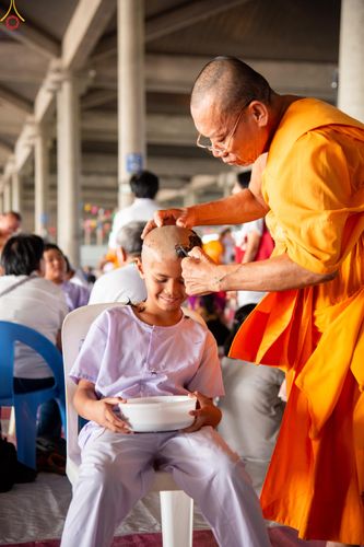 ภาพ No.316916:วันเสาร์ที่ 28 มีนาคม พ.ศ.2569 พิธีปลงผมนาคธรรมทายาท โครงการสามเณรยุวธรรมทายาท รุ่นที่ 34 โครงการสามเณรมัชฌิมธรรมทายาท รุ่นที่ 30 ณ มหารัตนวิหารคด 13 วัดพระธรรมกาย