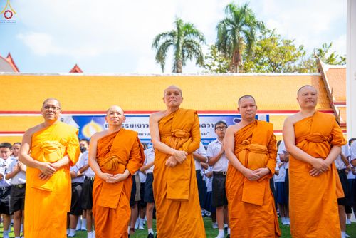 ภาพ No.289071:วันพุธที่ 17 ธันวาคม พ.ศ.2568 กิจกรรมเยาวชนไทยรวมใจทำความดี "เด็กดีมหานคร ต้นแบบด้านศีลธรรม" แข่งขันสอบตอบปัญหาศีลธรรมในพระพุทธศาสนา ครั้งที่ 7 และวันรวมพลังเด็กดี V-Star ประจำปี 2568 ณ วัดมหาธาตุยุวราชรังสฤษฎิ์ราชวรมหาวิหาร กรุงเทพมหานคร