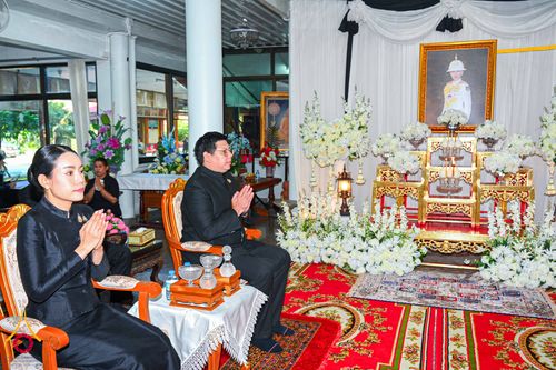ภาพ No.337238:วันที่ 13-27 มิถุนายน พ.ศ.2569 พสกนิกรอำเภอคลองหลวง จัดพิธีบำเพ็ญกุศลสวดพระอภิธรรม อุทิศถวายพระกุศลแด่สมเด็จพระเจ้าลูกเธอ เจ้าฟ้าพัชรกิติยาภาฯ