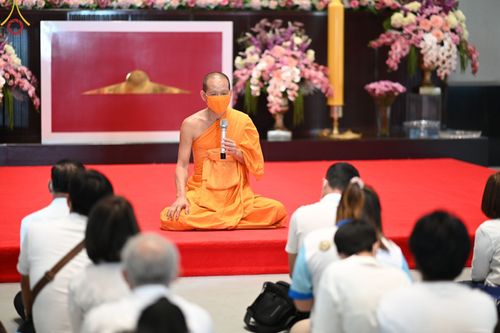 ภาพ No.77379:โครงการเสริมสร้างมาตรฐานคุณธรรมจริยธรรมของพนักงาน และลูกจ้างเทศบาลเมืองคลองหลวง ประจำปีงบประมาณ พ.ศ.๒๕๖๖  วันอังคารที่ ๒๘ กุมภาพันธ์ พ.ศ.๒๕๖๖  ณ วัดพระธรรมกาย อ.คลองหลวง จ.ปทุมธานี
