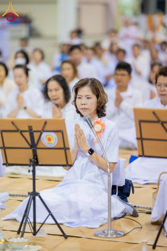 ภาพ No.279053:วันที่ 2 มกราคม พ.ศ.2569 พิธีถวายภัตตาหารเป็นสังฆทาน แด่พระธรรมยาตรา ณ วัดพระธรรมกาย ปทุมธานี ในโครงการธรรมยาตรา กตัญญูบูชา มหาปูชนียาจารย์ พระมงคลเทพมุนี(สด จนฺทสโร) พระผู้ปราบมาร อนุสรณ์สถาน 7 แห่ง ปีที่ 14