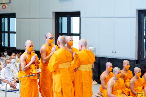 ภาพ No.81712:พิธีอุปสมบทอุทิศชีวิต สามเณรเปรียญธรรม 11 รูป ในวันวิสาขบูชา วันเสาร์ที่ 3 มิถุนายน 2566 ณ อุโบสถพระไตรปิฎก วัดพระธรรมกาย จ.ปทุมธานี