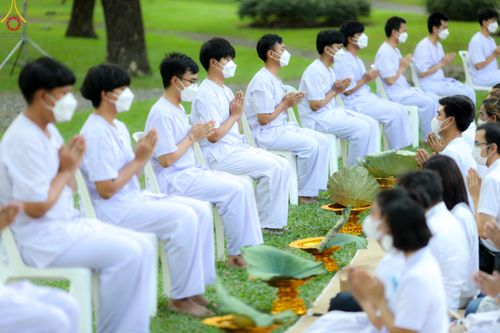 ภาพ No.80059:พิธีตัดปอยผมและปลงผมนาคธรรมทายาท โครงการอุปสมบทหมู่ธรรมทายาท พุทธศาสตร์สากลรุ่นที่ 7 (ภาคฤดูร้อน) วันอาทิตย์ที่ 9 เมษายน พ.ศ.2566