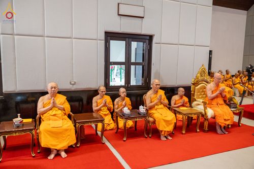 ภาพ No.332378:วันเสาร์ที่ 6 มิถุนายน พ.ศ.2569 พิธีต้อนรับสัญญาบัตร พัดยศ พระราชภาวนาวชิรวิเทศ วิ. ณ อุโบสถพระไตรปิฏก วัดพระธรรมกาย