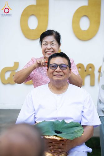 ภาพ No.341648:วันเสาร์ที่ 25 กรกฎาคม พ.ศ. 2569 พิธีตัดปอยผม ปลงผม พิธีบรรพชาอุปสมบทหมู่  โครงการบรรพชาอุปสมบทหมู่ รุ่นเข้าพรรษา ประจำปี 2569 ณ ศูนย์ปฏิบัติธรรมบุญประสาน จังหวัดนครราชสีม