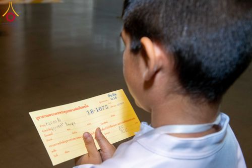 ภาพ No.325615:วันที่ 26 เมษายน พ.ศ.2569 กิจกรรมงานบุญวันอาทิตย์ สาธุชนปฏิบัติธรรมร่วมกัน ณ ห้องแก้วสารพัด 1 วัดพระธรรมกาย ปทุมธานี