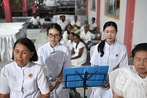 ภาพ No.278877:วันที่ 1 พฤศจิกายน  2568 กฐินสมทบวัดต่างประเทศ โดยคณะศิษยานุศิษย์ บูชาธรรม 81 ปี หลวงพ่อธัมมชโย กฐินช้างศรีลังกา  ณ วัดสุวรรณวิหาร เขตอาวิซาเวรี ประเทศศรีลังกา