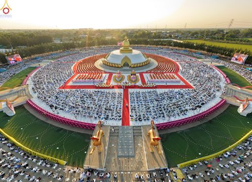 ภาพ No.302087:วันที่ 23 มกราคม พ.ศ. 2569 พิธีจุดประทีปธรรมถวายเป็นพุทธบูชา และบูชาธรรมมหาปูชนียาจารย์  ณ อนุสรณ์สถานลำดับที่ 5 สถานที่เผยแผ่วิชชาธรรมกายครั้งแรก อนุสรณ์สถานบางปลา วัดบางปลา อำเภอบางเลน จังหวัดนครปฐม ในโครงการธรรมยาตรา กตัญญูบูชา มหาปูชนียาจารย์ พระมงคล