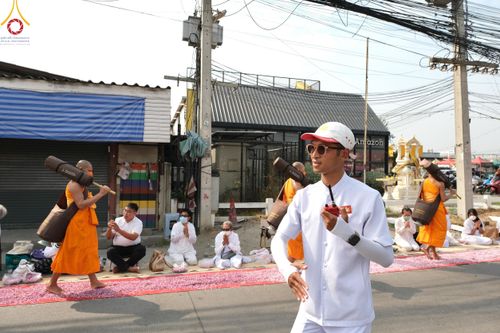 ภาพ No.121804:V.22 ต่อไป การเตรียมงาน เก็บงาน การรับบุญของเจ้าหน้าที่หน่วยงานต่างๆ เพื่อโครงการธรรมยาตรา กตัญญูบูชา มหาปูชนียาจารย์ พระมงคลเทพมุนี (สด จนฺทสโร) พระผู้ปราบมาร อนุสรณ์สถาน 7 แห่ง ปีที่ 12 ระหว่างวันที่ 2 - 31 มกราคม พ.ศ.2567