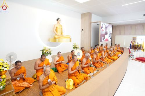 ภาพ No.123915:พิธีถวายสังฆทาน 323 วัด 4 จังหวัดชายแดนภาคใต้ ครั้งที่ 166 ณ ศูนย์ปฏิบัติธรรมภาคใต้ อ.บางกล่ำ จ.สงขลา วันเสาร์ที่ 17 กุมภาพันธ์ พ.ศ. 2567