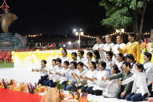 ภาพ No.185607:V.47 เบื้องหลังของเบื้องหน้า งานตักบาตรพระ 10,000 รูป ณ จ.กาญจนบุรี วันที่ 20-21 ธันวาคม พ.ศ. 2567