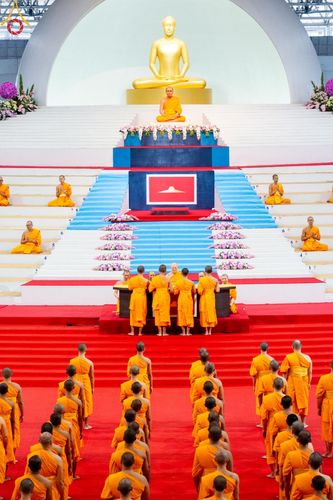 ภาพ No.153229:พิธีมุทิตาสักการะ พระภิกษุ-สามเณร ผู้สอบไล่ได้เปรียญธรรม ประโยค 1-2 ถึงประโยค ป.ธ.9 และบาลีศึกษา ประโยค1-2 ถึง บ.ศ.9 , พิธีมอบดวงแก้วสามเณรผู้ทรงบาลีไวยากรณ์ วัดพระธรรมกาย และ ศูนย์ส่งเสริมศีลธรรมในประเทศและต่างประเทศ วันอาทิตย์ที่ 8 กันยายน พ.ศ.2567