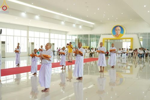 ภาพ No.134876:พิธีตัดปอยผม พิธีขอขมารับผ้าไตร พิธีบรรพชา และพิธีถวายบาตร ในโครงการบรรพชาสามเณร ฟื้นฟูพระพุทธศาสนาทั่วไทย  ณ ศูนย์ปฏิบัติธรรมและศูนย์อบรมเยาวชนเพชรบุรี ต.ท่าแลง อ.ท่ายาง จ.เพชรบุรี