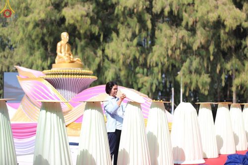 ภาพ No.106993:V.3 ตั้งใจ การเตรียมงาน เก็บงาน การรับบุญของเจ้าหน้าที่หน่วยงานต่างๆ เพื่อโครงการธรรมยาตรา กตัญญูบูชามหาปูชนียาจารย์ พระมงคลเทพมุนี (สด จนฺทสโร) พระผู้ปราบมาร อนุสรณ์สถาน 7 แห่ง ปีที่ 12 ระหว่างวันที่ 2 - 31 มกราคม พ.ศ. 2567