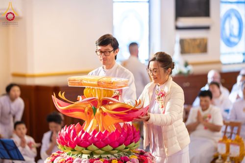 ภาพ No.173141:พิธีกฐินปุญญรังสีเศรษฐี ณ วัดพระธรรมกายนิวคาสเซิล สหราชอาณาจักร วันอาทิตย์ที่ 27 ตุลาคม พ.ศ. 2567