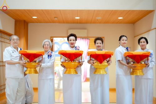 ภาพ No.140593:พิธีทอดผ้าป่าฉลองชัย 20 ปี วัดพระธรรมกายคานากาว่า วันเสาร์ที่ 8 มิถุนายน พ.ศ. 2567