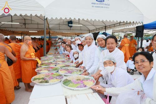 ภาพ No.118076:พิธีถวายภัตตาหารเป็นสังฆทาน แด่คณะพระธรรมยาตรา ปีที่ 12 วันที่ 24 มกราคม พ.ศ. 2567 ณ อนุสรณ์สถานบางนางแท่น จ.นครปฐม