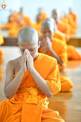 ภาพ No.169800:พิธีถวายภัตตาหารเมนูสวรรค์ "เพื่อการบรรลุธรรม" เนื่องในวันลอยกระทง (ขึ้น 15 ค่ำ เดือน 12) วันศุกร์ที่ 15 พฤศจิกายน พ.ศ. 2567 ณ หอฉันคุณยายอาจารย์ฯ วัดพระธรรมกาย