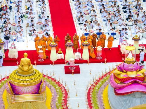 ภาพ No.118217:พิธีจุดประทีปถวายเป็นพุทธบูชา และบูชาธรรมมหาปูชนียาจารย์ พระมงคลเทพมุนี(สด จนฺทสโร) วันที่ 24 มกราคม พ.ศ. 2567 ณ อนุสรณ์สถานบางปลา อ.บางเลน จ.นครปฐม