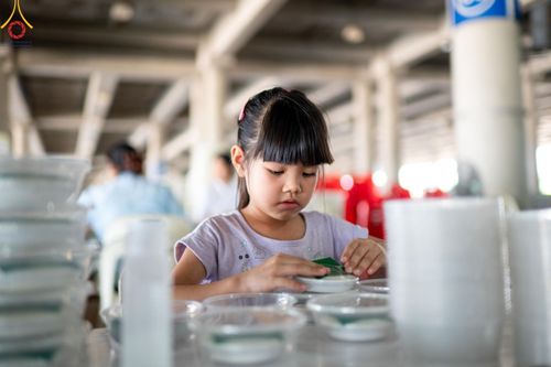 ภาพ No.60864:V.37 ยิ่งกว่าดี เพื่อ 80 ปีของพ่อ ภาพการเตรียมงานของหน่วยงานต่างๆ เพื่อพิธีฉลองอายุวัฒนมงคล 80 ปี หลวงพ่อธัมมชโย และรับถวายมหาสังฆทาน 10,000 กว่าวัดทั่วประเทศ ในวันคุ้มครองโลก วันจันทร์ที่ 22 เมษายน พ.ศ. 2567