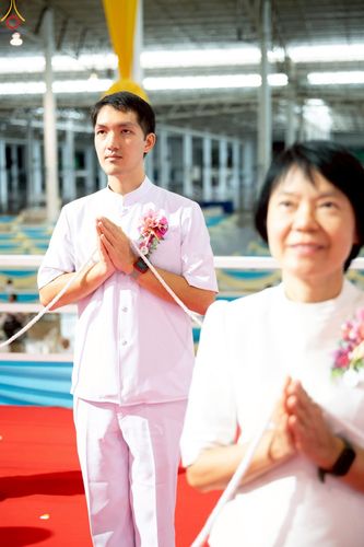 ภาพ No.235604:วันอาทิตย์ที่ 27 กรกฎาคม พ.ศ. 2568 พิธีจุดเทียนใจ ไฟนิรันด์ อนันตชัย ณ วัดพระธรรมกาย จ.ปทุมธานี