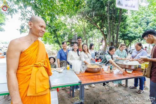 ภาพ No.166279:พิธีทอดกฐิน ณ วัดเจริญธรรมนิมิตร จ.ราชบุรี ในโครงการกฐินสามัคคีทั่วไทย 30,000 วัด บูชาธรรม 80 ปี หลวงพ่อธัมมชโย โดยคณะศิษยานุศิษย์วัดพระธรรมกาย วันที่ 20 ตุลาคม พ.ศ. 2567