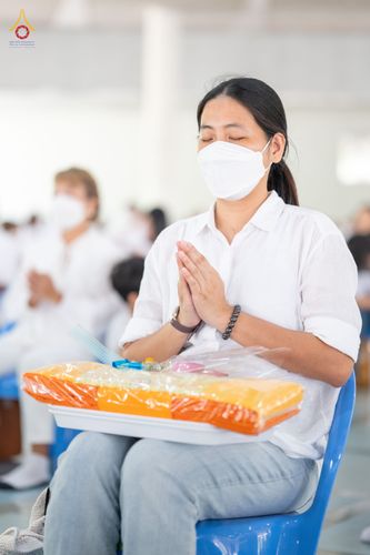 ภาพ No.90567:พิธีบุพเปตพลี  ครั้งที่ 141 ร่วมอุทิศบุญแด่หมู่ญาติที่ล่วงลับไปแล้ว และสืบทอดอายุพระพุทธศาสนา วันพฤหัสบดีที่ 14 ตุลาคม พ.ศ.2566 วันพระแรม 15 ค่ำ เดือน 10 ณ หอฉันคุณยายอาจารย์ฯ วัดพระธรรมกาย