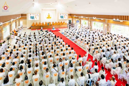 ภาพ No.346599:วันอาทิตย์ที่ 30 สิงหาคม พ.ศ.2569 พิธีทอดผ้าป่า สวดธรรมจักรกัปปวัตนสูตรกลั่นแผ่นดินโปรยรัตนชาติ  สถาปนาองค์พระเจดีย์เพื่อสร้างสันติภาพโลก  ณ ศูนย์ปฏิบัติธรรมพนมสารคาม (เพชรตะวัน) จังหวัดฉะเชิงเทรา