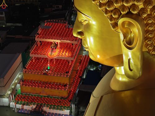 ภาพ No.302939:วันที่ 24 มกราคม พ.ศ. 2569 พิธีจุดประทีปธรรมถวายเป็นพุทธบูชา  และบูชาธรรมมหาปูชนียาจารย์  ณ อาคารธรรมยาตรา กตัญญูบูชามหาปูชนียาจารย์  ตรงข้ามวัดปากน้ำภาษีเจริญ จ.กรุงเทพมหานคร ในโครงการธรรมยาตรา กตัญญูบูชา มหาปูชนียาจารย์ พระมงคลเทพมุนี(สด จนฺทสโร) พระผู