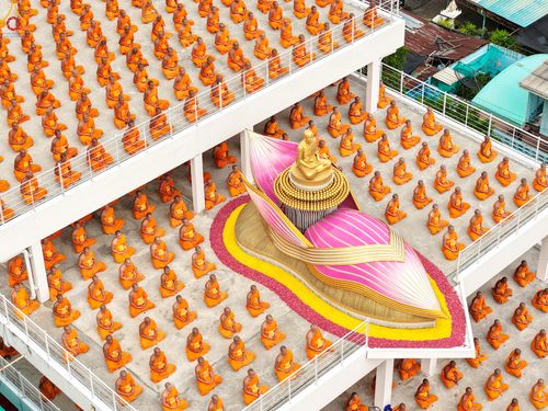 ภาพ No.300015:วันที่ 22 มกราคม พ.ศ.2569 พระธรรมยาตราปฏิบัติธรรม และถ่ายภาพหมู่ประวัติศาสตร์ ณ อาคารธรรมยาตรา กตัญญูบูชามหาปูชนียาจารย์  ตรงข้ามวัดปากน้ำภาษีเจริญ จ.กรุงเทพมหานคร ในโครงการธรรมยาตรา กตัญญูบูชา มหาปูชนียาจารย์ พระมงคลเทพมุนี(สด จนฺทสโร) พระผู้ปราบมาร อนุ