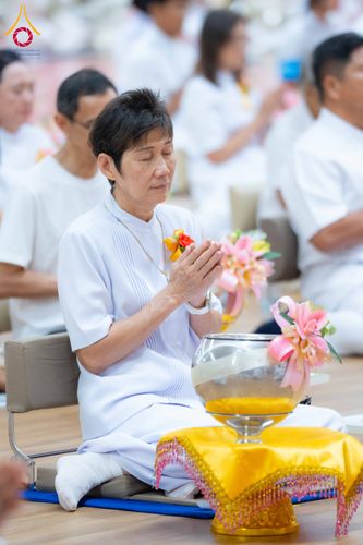 ภาพ No.310706:วันอาทิตย์ที่ 22 กุมภาพันธ์ พ.ศ. 2569 พิธีถวายโคมมาฆประทีป ณ ห้องแก้วสารพัดนึก 2 วัดพระธรรมกาย จ.ปทุมธานี