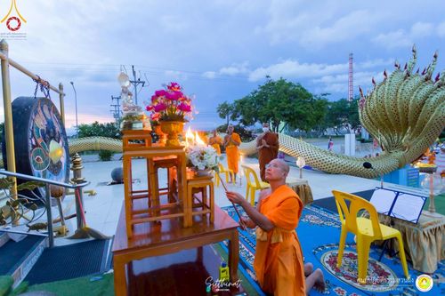 ภาพ No.222269:วันที่ 26-27 เมษายน พ.ศ. 2568 ศูนย์ปฏิบัติธรรมสวนผึ้ง ร่วมกับ ธุดงค์คสถานประจวบคีรีขันธ์ และวัดอ่าวน้อย  จัดกิจกรรมเดินธรรมยาตรา ตักบาตรข้าวสารอาหารแห้ง และจุดประทีปถวายเป็นพุทธบูชา ณ วัดอ่าวน้อย จ.ประจวบคีรีขันธ์