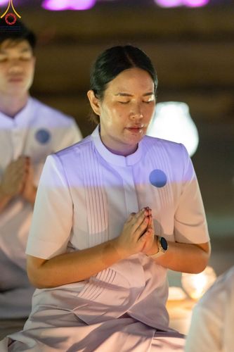 ภาพ No.279353:พิธีจุดวิสาขประทีป พิธีเวียนประทักษิณ ในวันวิสาขบูชา พุธที่ 22 พฤษภาคม พ.ศ. 2567 ( วันพระขึ้น 15 ค่ำ เดือน 6 ) ณ ลานธรรม พระมหาธรรมกายเจดีย์ วัดพระธรรมกาย จ.ปทุมธานี