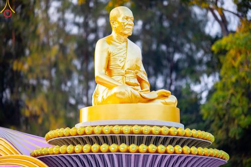 ภาพ No.187046:พระธรรมยาตราปฏิบัติธรรม และถ่ายภาพหมู่ประวัติศาสตร์ ปีที่ 13 ณ ลานทิศตะวันออก มหาวิหารพระมงคลเทพมุนี วัดพระธรรมกาย จ.ปทุมธานี วันเสาร์ที่ 28 ธันวาคม พ.ศ. 2567