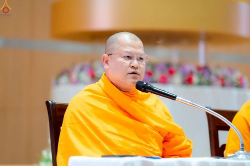 ภาพ No.242361:วันที่ ๒๙ - ๓๑ สิงหาคม พ.ศ. ๒๕๖๘ สัมมนารวมใจผู้นำบุญ บูชาธรรม ๘๑ ปี  หลวงพ่อธัมมชโย รุ่นที่ ๒ กฐินสามัคคีทั่วไทย ๓๐,๐๐๐ วัด โครงการอุปสมบทบูชาธรรมมหาปูชนียาจารย์  ๓,๐๐๐ รูป