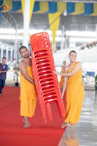 ภาพ No.60643:V.38 ทุ่มพลังเพื่อพ่อครบ 80 ปี ภาพการเตรียมงานของหน่วยงานต่างๆ เพื่อพิธีฉลองอายุวัฒนมงคล 80 ปี หลวงพ่อธัมมชโย และรับถวายมหาสังฆทาน 10,000 กว่าวัดทั่วประเทศ ในวันคุ้มครองโลก วันจันทร์ที่ 22 เมษายน พ.ศ. 2567