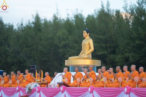 ภาพ No.91628:พิธีทอดผ้าป่า สร้างลานเอนกประสงค์พญานาค 4 ตระกูล จุดประทีปโคมลาน ถวายเป็นพุทธบูชา  สร้างความสว่างไสวให้กับแผ่นดินด้วยแสงธรรม วันอาทิตย์ที่ 29 ตุลาคม พ.ศ. 2566 ณ พุทธอุทยานนานาชาติ จังหวัดหนองคาย