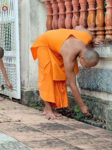 ภาพ No.218195:วันอังคารที่ 16 เมษายน พ.ศ. 2568 กิจกรรมสามเณรเดินธรรมยาตรา ในโครงการบรรพชา สามเณรภาคฤดูร้อนปี 2568 ศูนย์ปฏิบัติธรรมเขาคิชฌกูฏ จันทบุรี