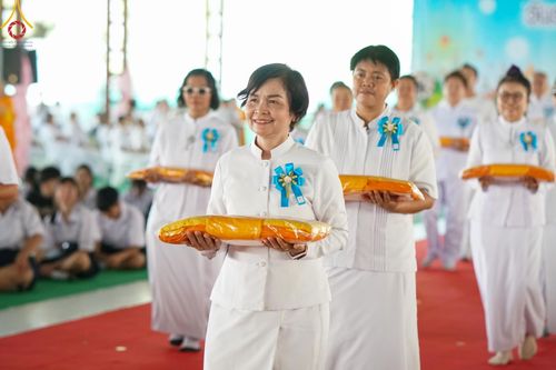 ภาพ No.172455:พิธีทอดกฐินเพื่อสร้าง "ลานเอนกประสงค์พญานาค 4 ตระกูล" วันที่ 15 พฤศจิกายน พ.ศ.2567 ณ พุทธอุทยานนานาชาติ อ.โพนพิสัย จ.หนองคาย