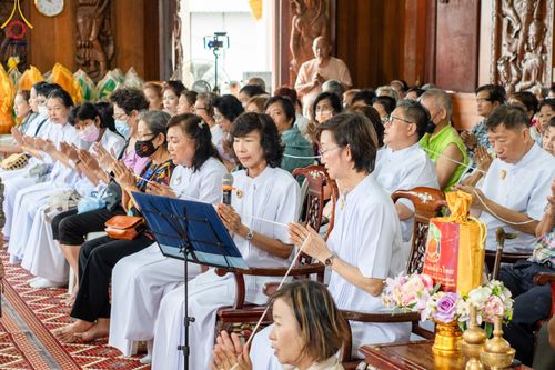 ภาพ No.169201:พิธีทอดกฐิน ณ วัดรางบัว แขวงบางหว้า เขตภาษีเจริญ จ.กรุงเทพมหานคร ในโครงการกฐินสามัคคีทั่วไทย 30,000 วัด บูชาธรรม 80 ปี หลวงพ่อธัมมชโย โดยคณะศิษยานุศิษย์วัดพระธรรมกาย วันที่ 20 ตุลาคม พ.ศ. 2567