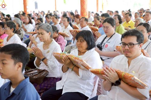 ภาพ No.251194:วันที่ 9 ตุลาคม พ.ศ. 2568 พิธีทอดกฐินสามัคคีทั่วไทย 30,000 วัด โดยคณะศิษยานุศิษย์ บูชาธรรม 81 ปี หลวงพ่อธัมมชโย ณ วัดถ้ำห้วยกลาง ตำบลเขาทะลุ อำเภอสวี จังหวัดชุมพร