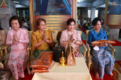 ภาพ No.98380:พิธีทอดกฐินสามัคคีทั่วไทย 5,000 วัด ณ วัดอัมพุวราราม อ.สามโคก จ.ปทุมธานี วันที่ 26 พฤศจิกายน พ.ศ. 2566