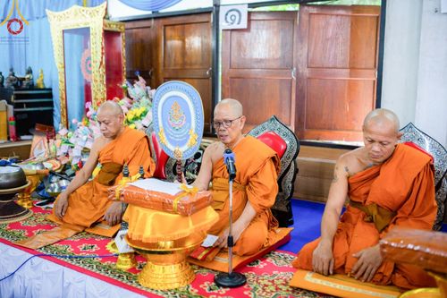 ภาพ No.173473:พิธีทอดกฐิน ณ วัดเขาบายศรี จ.ชลบุรี ในโครงการกฐินสามัคคีทั่วไทย 30,000 วัด บูชาธรรม 80 ปี หลวงพ่อธัมมชโย โดยคณะศิษยานุศิษย์วัดพระธรรมกาย วันที่ 1 พฤศจิกายน พ.ศ. 2567