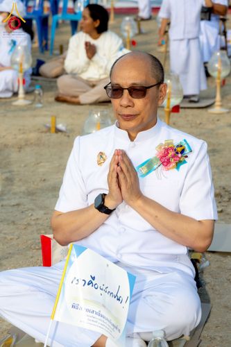 ภาพ No.275057:วันอาทิตย์ที่ 30 พฤศจิกายน พ.ศ. 2568 พิธีตอกเสาเข็ม "สร้างองค์พระเจดีย์เพื่อสร้างสันติภาพโลก" ต้นสุดท้าย ณ ศูนย์ปฏิบัติธรรมระยอง (บ้านช่องลม)