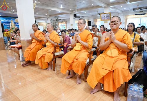 ภาพ No.170819:พิธีทอดกฐิน ณ วัดคูหาสวรรค์ จ.ราชบุรี ในโครงการกฐินสามัคคีทั่วไทย 30,000 วัด บูชาธรรม 80 ปี หลวงพ่อธัมมชโย โดยคณะศิษยานุศิษย์วัดพระธรรมกาย วันที่ 27 ตุลาคม พ.ศ. 2567